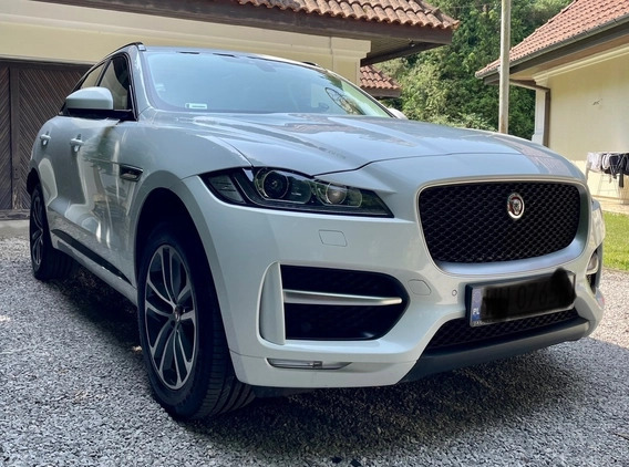 Jaguar F-Pace cena 126690 przebieg: 90400, rok produkcji 2017 z Gdańsk małe 121